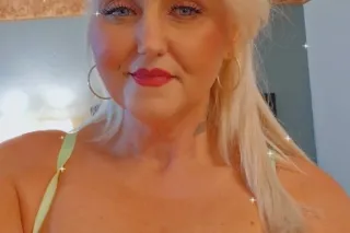 Tuesday slumps got you down let me get you up😏👄🍆 - Image 7